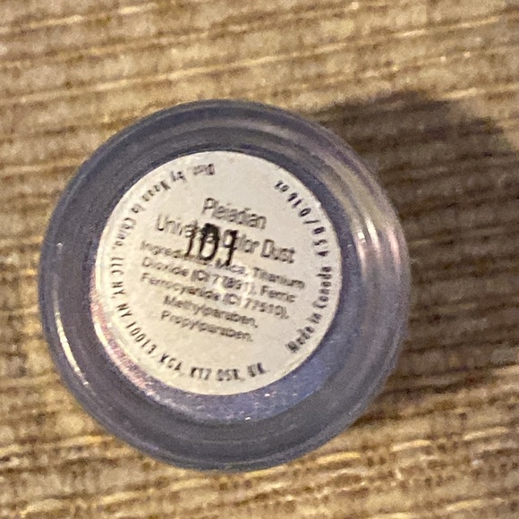 💙EUC Tony & Tina Blue Loose Eye Shadow - Picture 4 of 10
